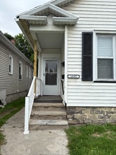 Building Photo - 1045 Hudson Ave