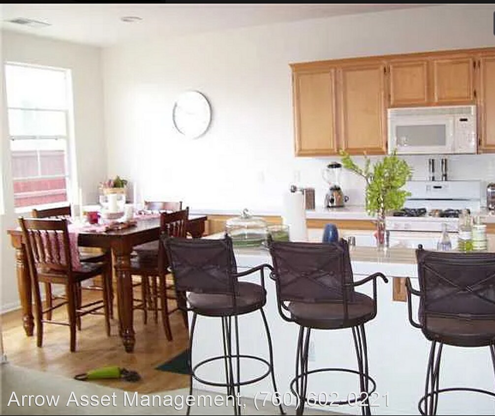 Foto del edificio - 4 br, 2 bath House - 5205 Bluegrass Way