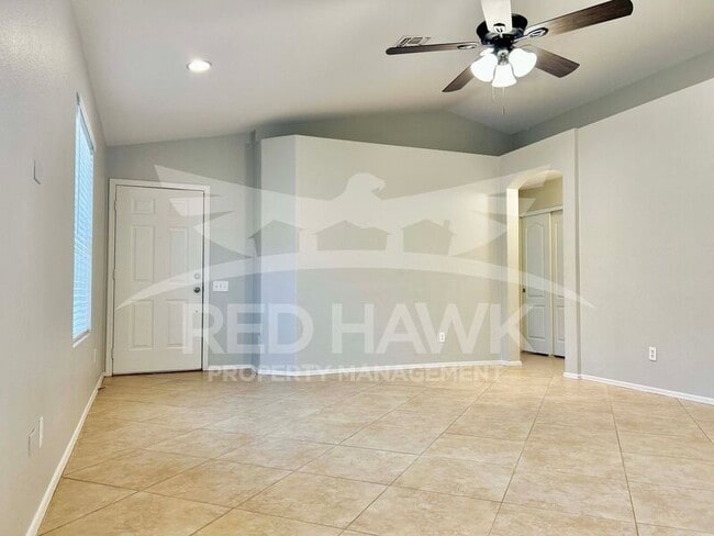 Building Photo - 4734 E Tanglewood Dr