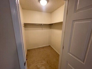 Foto del edificio - 48088 Stafford Rd