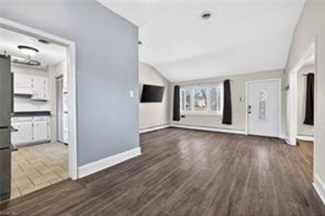Foto del edificio - 803 Townsend Ct