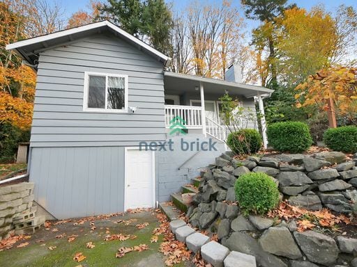 Foto del edificio - A beautiful 4 bed and 2 bathroom house for rent