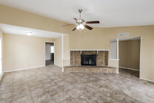 Foto del edificio - 3809 Hunters Trail