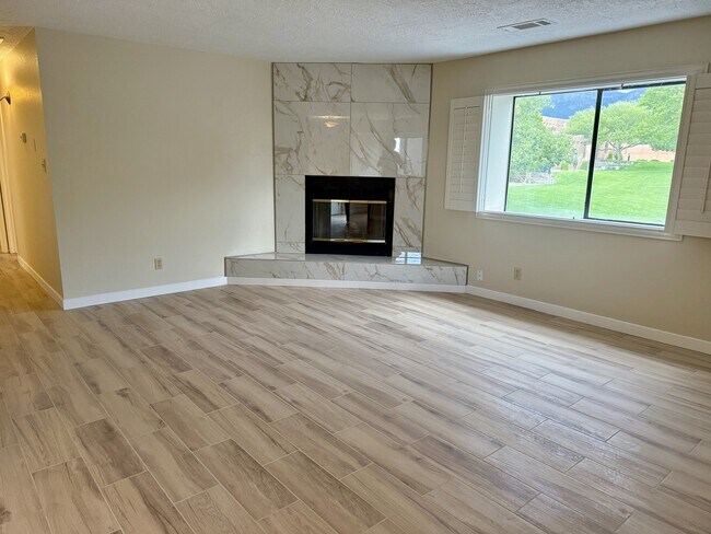 Living Room - 5801 Lowell St NE