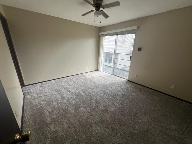 Building Photo - 2217 8th Ave