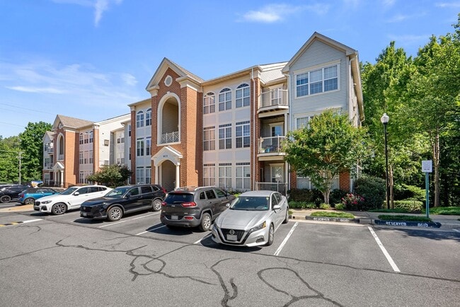 Photo - Charming 3BD/2BA in Island Creek Apartment