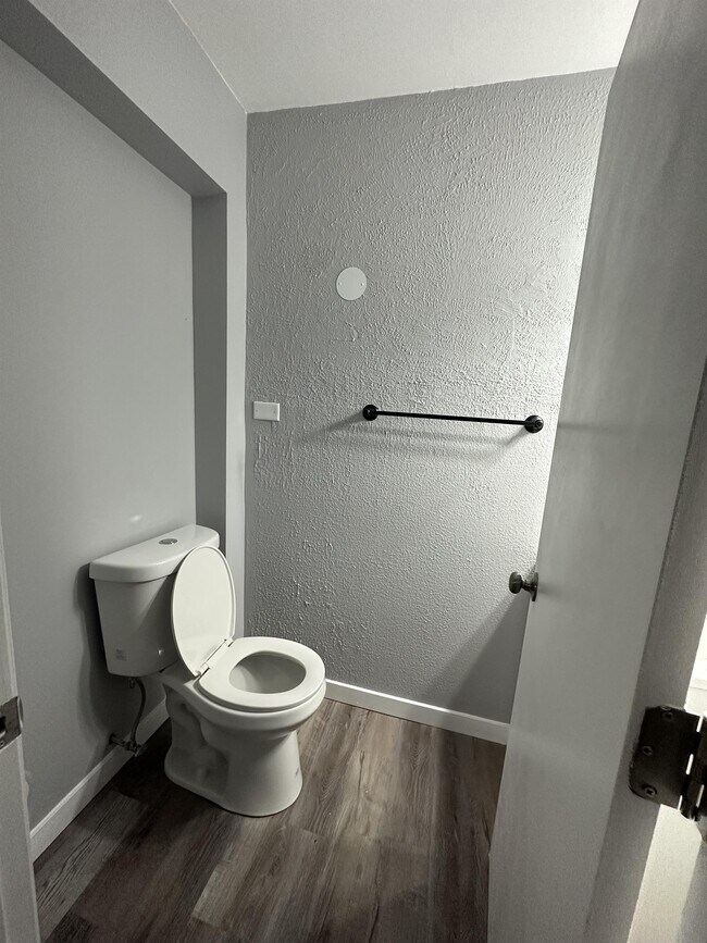 Foto del edificio - 17138 Chicago Ave