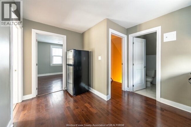 Building Photo - 1362 Parent Ave