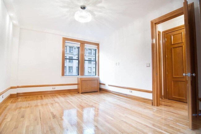 Foto del edificio - 574-575 West End Ave