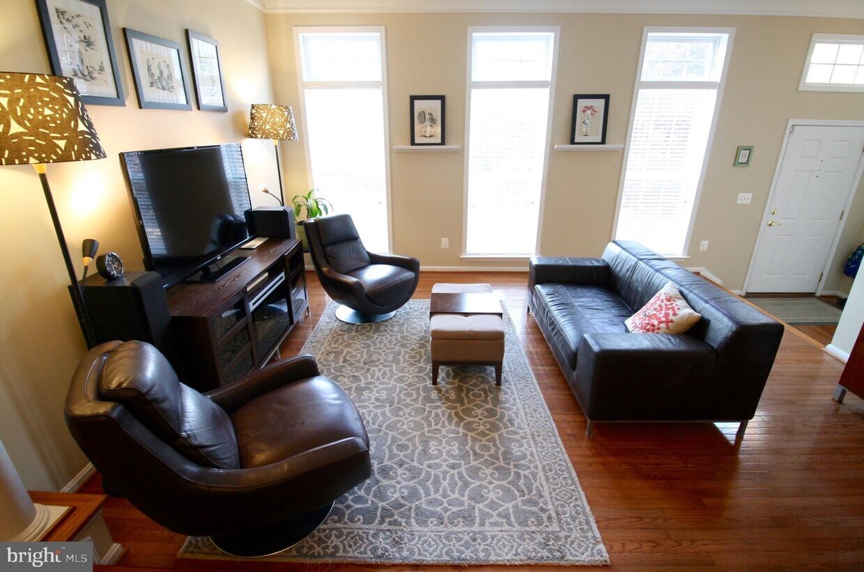 43111 Royal Fern Terrace, Broadlands, VA 20148 Townhome Rentals in