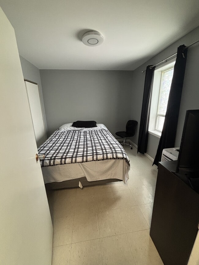 Photo du bâtiment - 45 Dwyer Ave