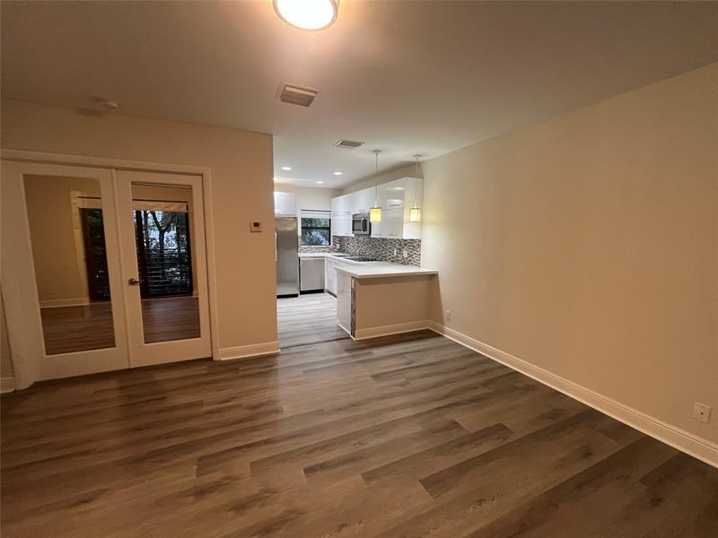 Primary Photo - 1109 E Broward Blvd