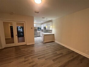 Building Photo - 1109 E Broward Blvd