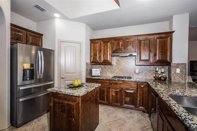 Building Photo - 3041 Maple Creek Dr