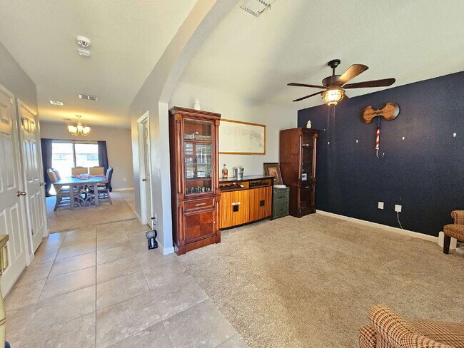 Foto del edificio - Large 2 story Cocoa home