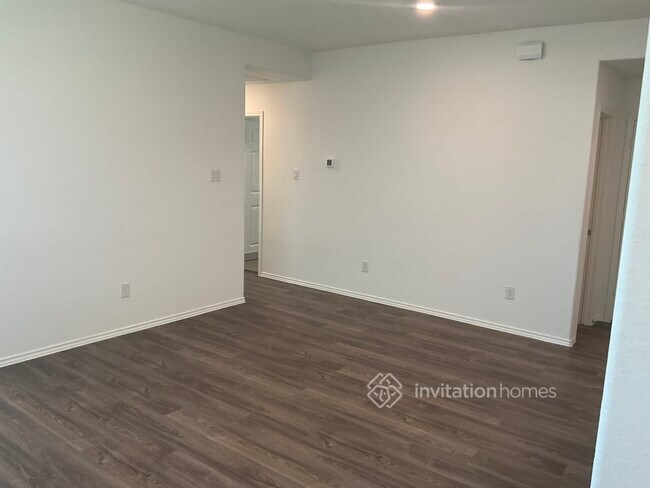 Foto del edificio - 5960 Rimini Landing Ln