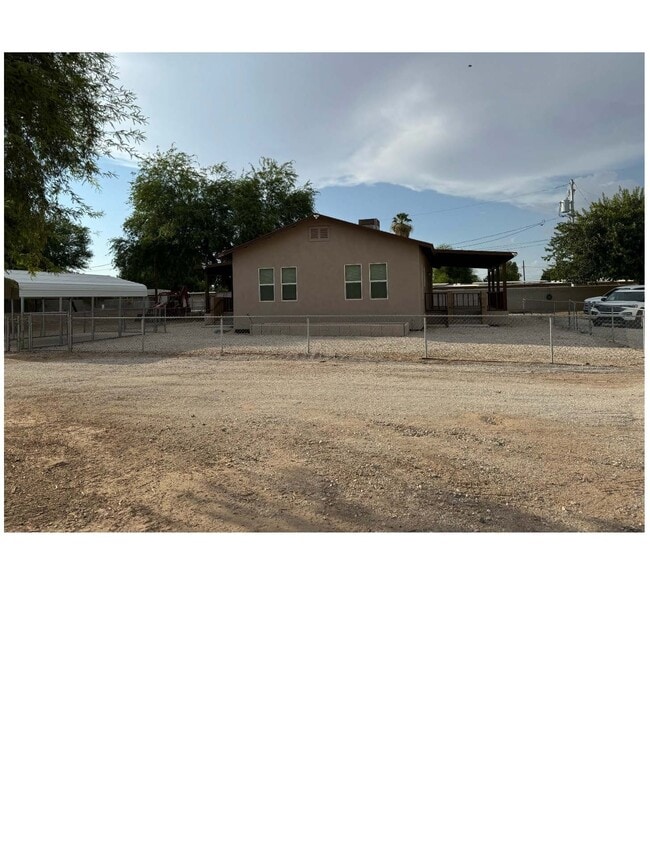 Vista de la casa - 2640 W 5th St