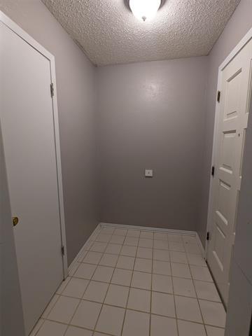 Building Photo - 6524 Charmaine Dr