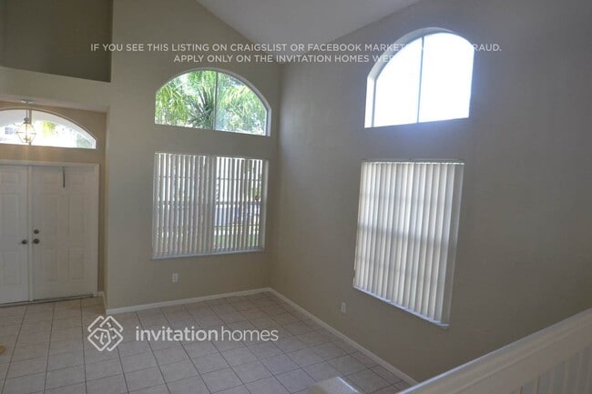 Foto del edificio - 15860 NW 14th Rd