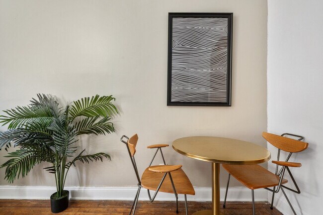 Foto del edificio - 343 E 51st St