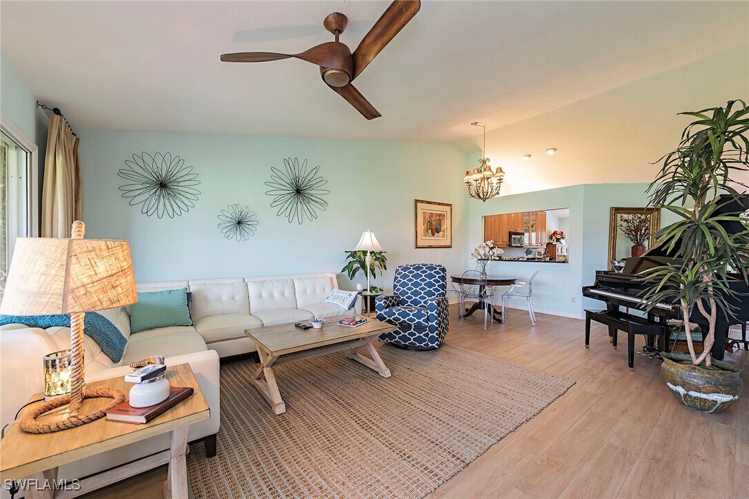 Foto principal - 524 Woodshire Ln