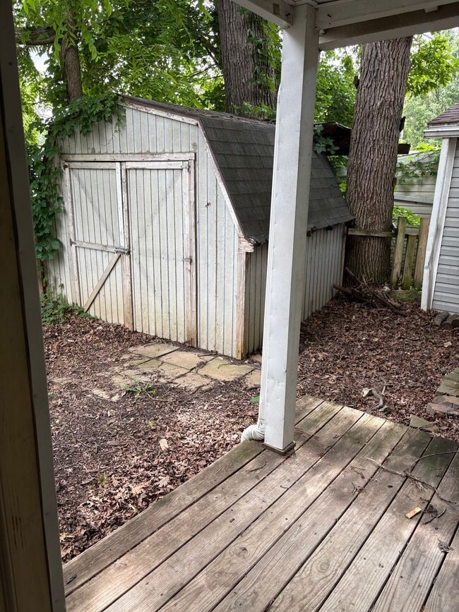 Building Photo - Duplex
