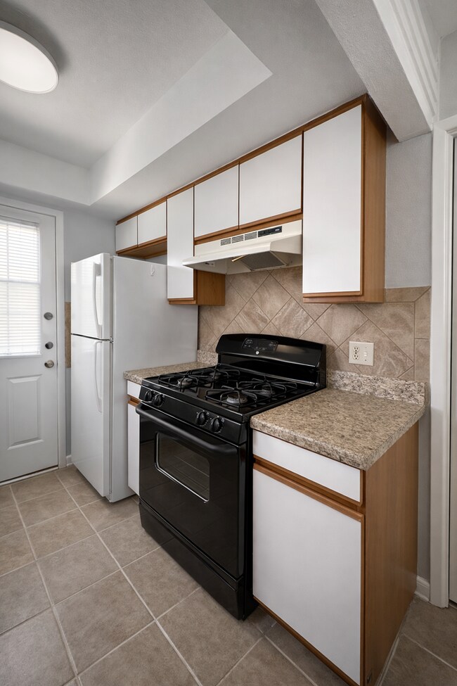 Building Photo - 333 Rawhide Loop