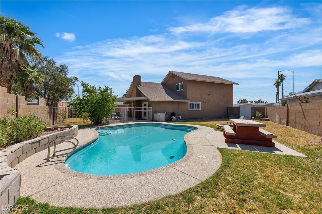 Foto principal - 7604 Charles Conrad Cir