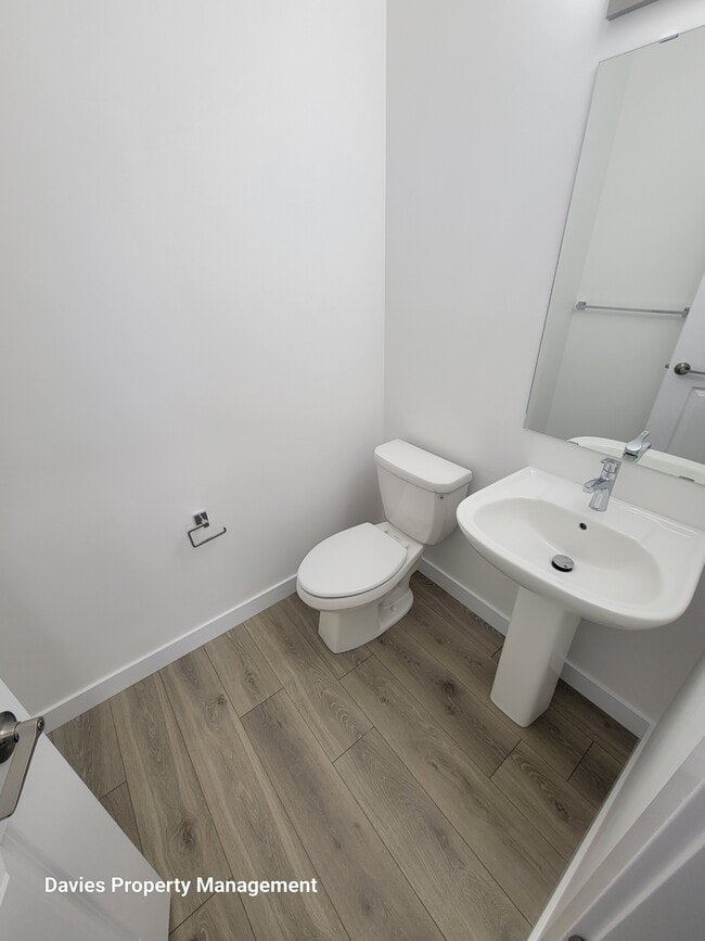 Photo du bâtiment - 7110 Keswick Dr SW