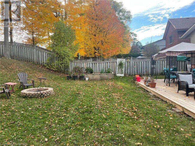 Photo du bâtiment - 219 Southwood Dr