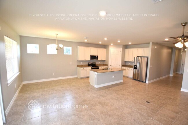 Building Photo - 7554 Paspalum