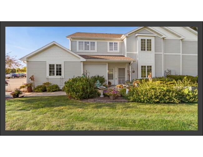 Building Photo - 758 Bridlewood Dr