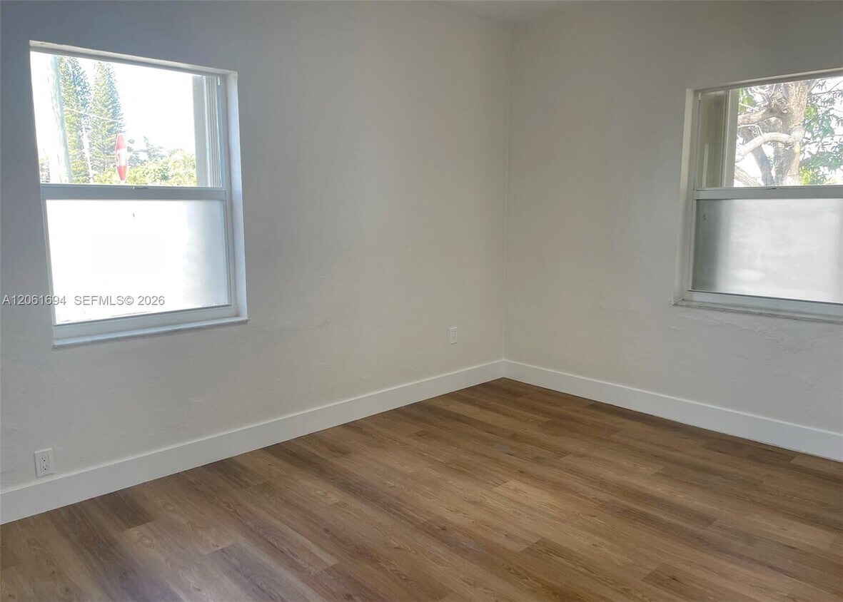 Foto del edificio - 3200 SW 2nd St