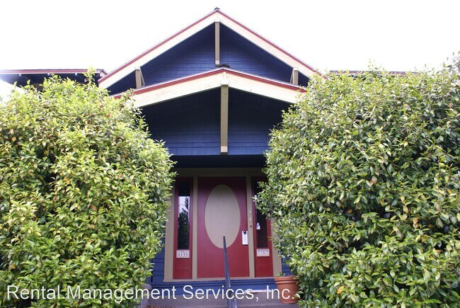 Foto del edificio - 2507-2509 NE Halsey St