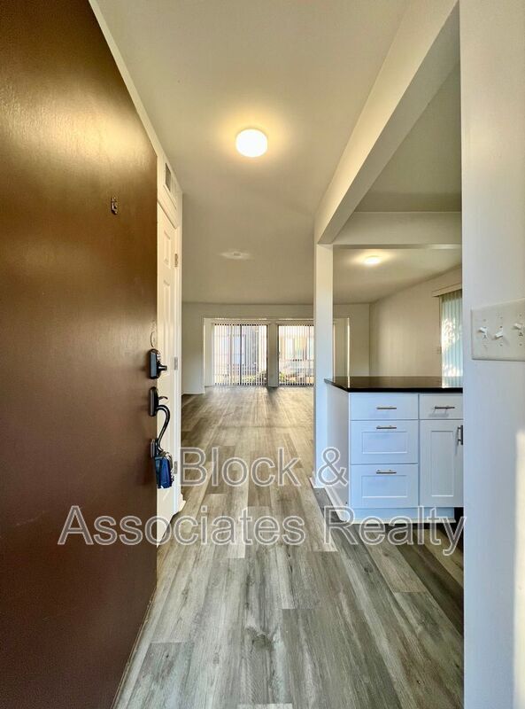 Foto del edificio - 123 Cedar Cove Ln