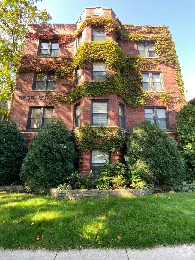 Building Photo - 6736.5 N Glenwood Ave