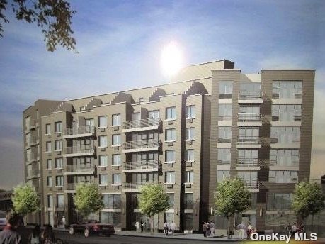 Foto principal - 81-15 Queens Blvd
