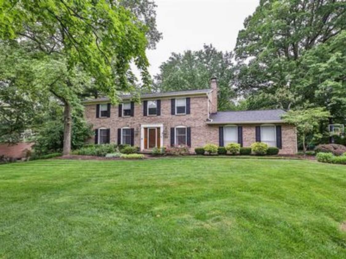 Primary Photo - Beautiful Home in Prime Montgomery Location