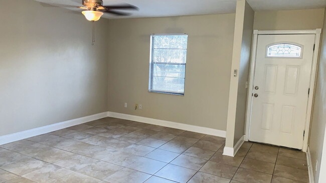 Building Photo - 957 Glenwood St