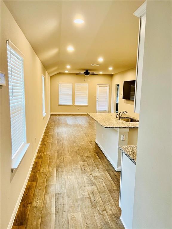 Building Photo - 706 Roaring Fork Ln