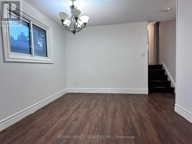 Photo du bâtiment - 5 Hammond Crescent