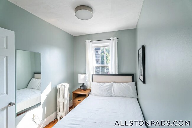 Foto del edificio - 6 Haskell St