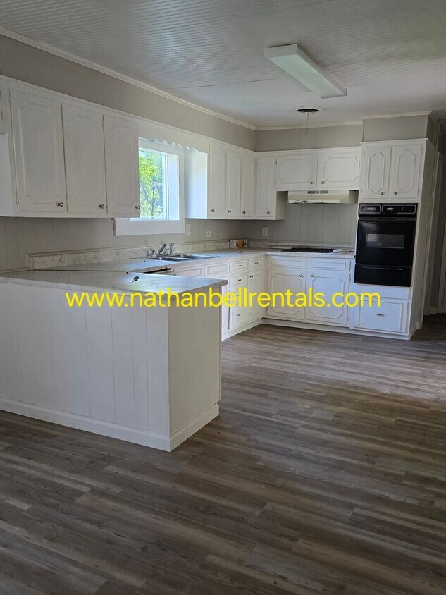 Foto principal - 2157 E Price St
