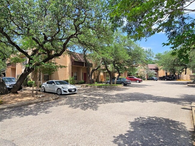 Building Photo - 8418 Fathom Cir