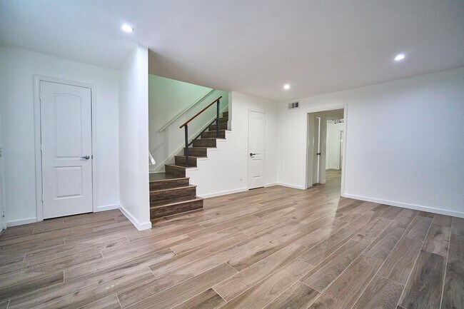 Foto del edificio - 1257 Witte Rd