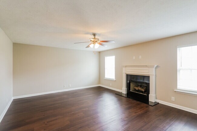 Building Photo - 3001 Katonka Dr