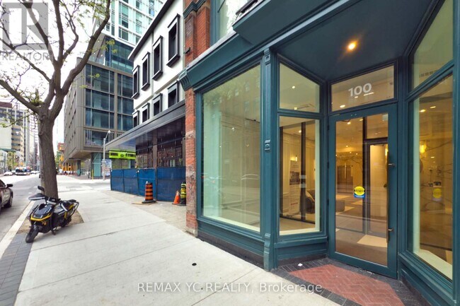 Building Photo - 100 Queen St E