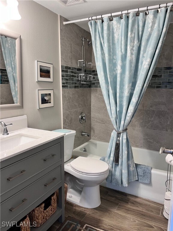 Foto del edificio - 83 Glades Blvd