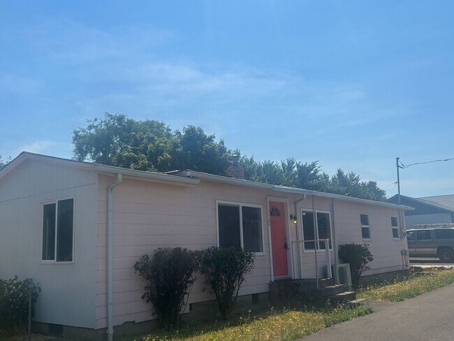 Foto del edificio - 1420 Gleason Rd