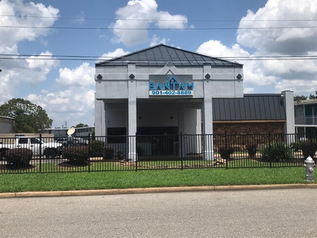 Foto del edificio - Bantam Springbrook Apartments